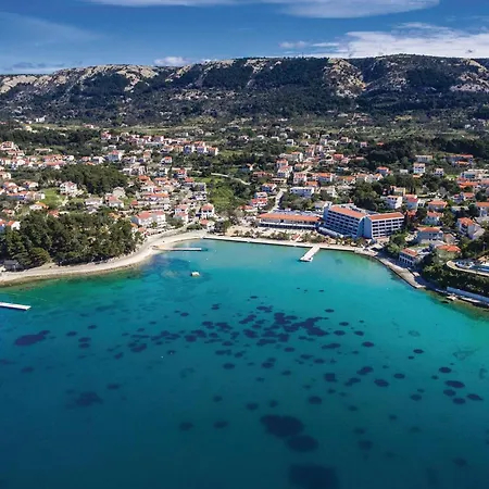 Lovely In Rab With House Sea View Case de vacanță Rab Town